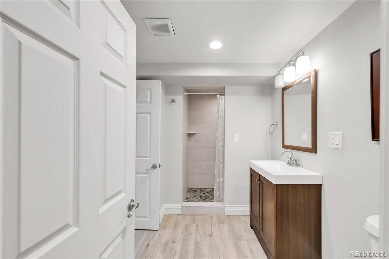 MLS Image #38 for 5201 e otero place,centennial, Colorado