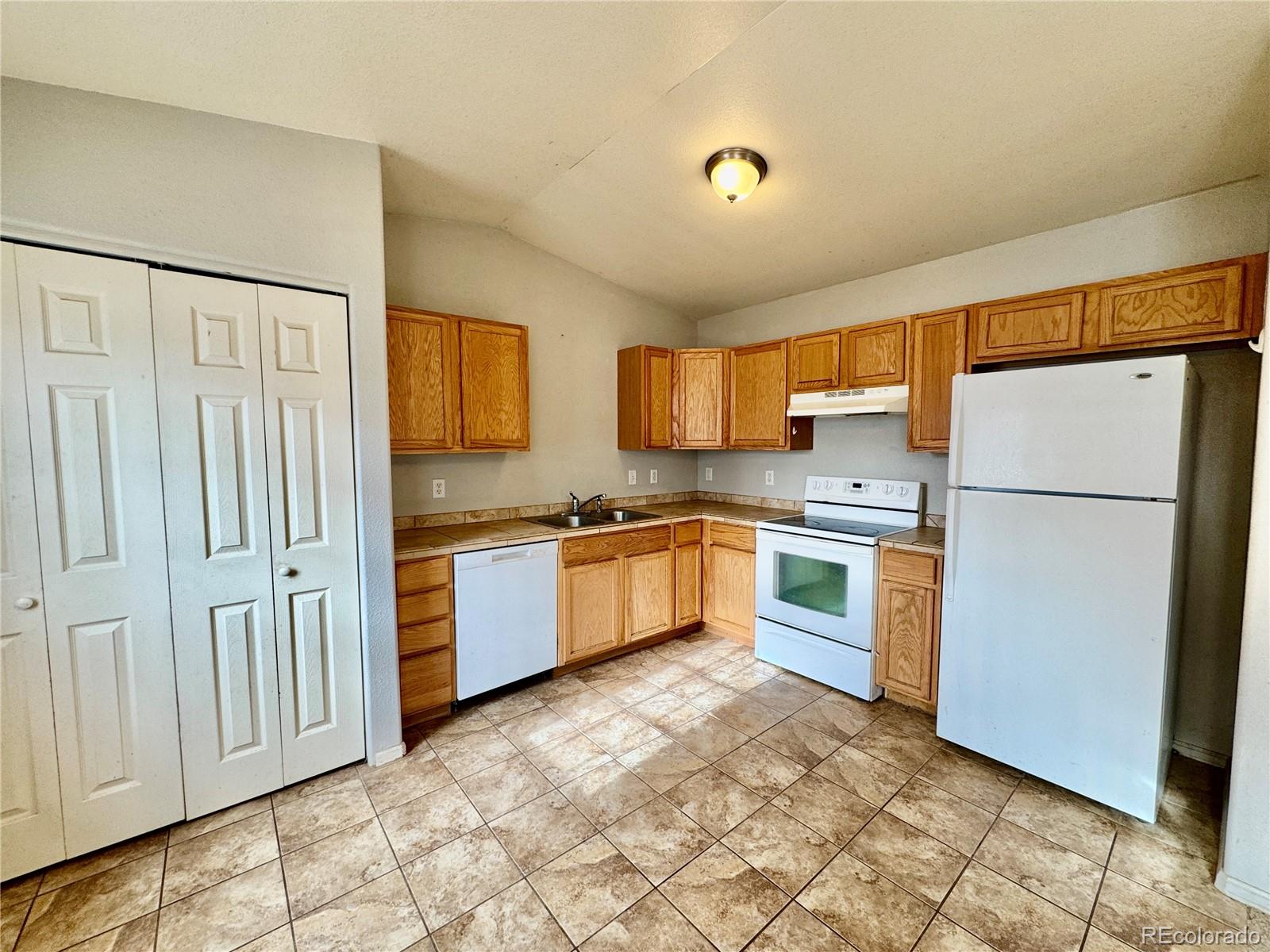 MLS Image #2 for 115 s jones avenue,rangely, Colorado