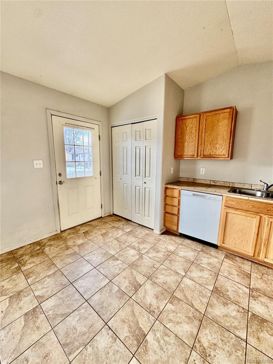 MLS Image #5 for 115 s jones avenue,rangely, Colorado