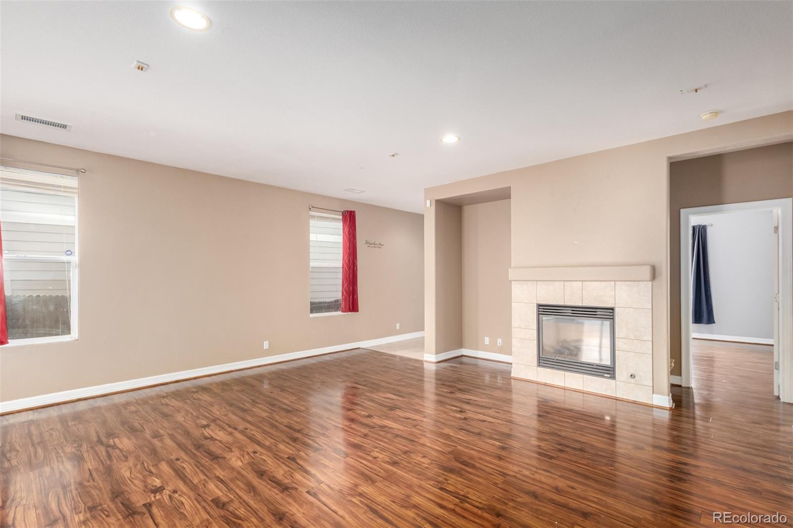 MLS Image #6 for 5558  kalispell street,denver, Colorado