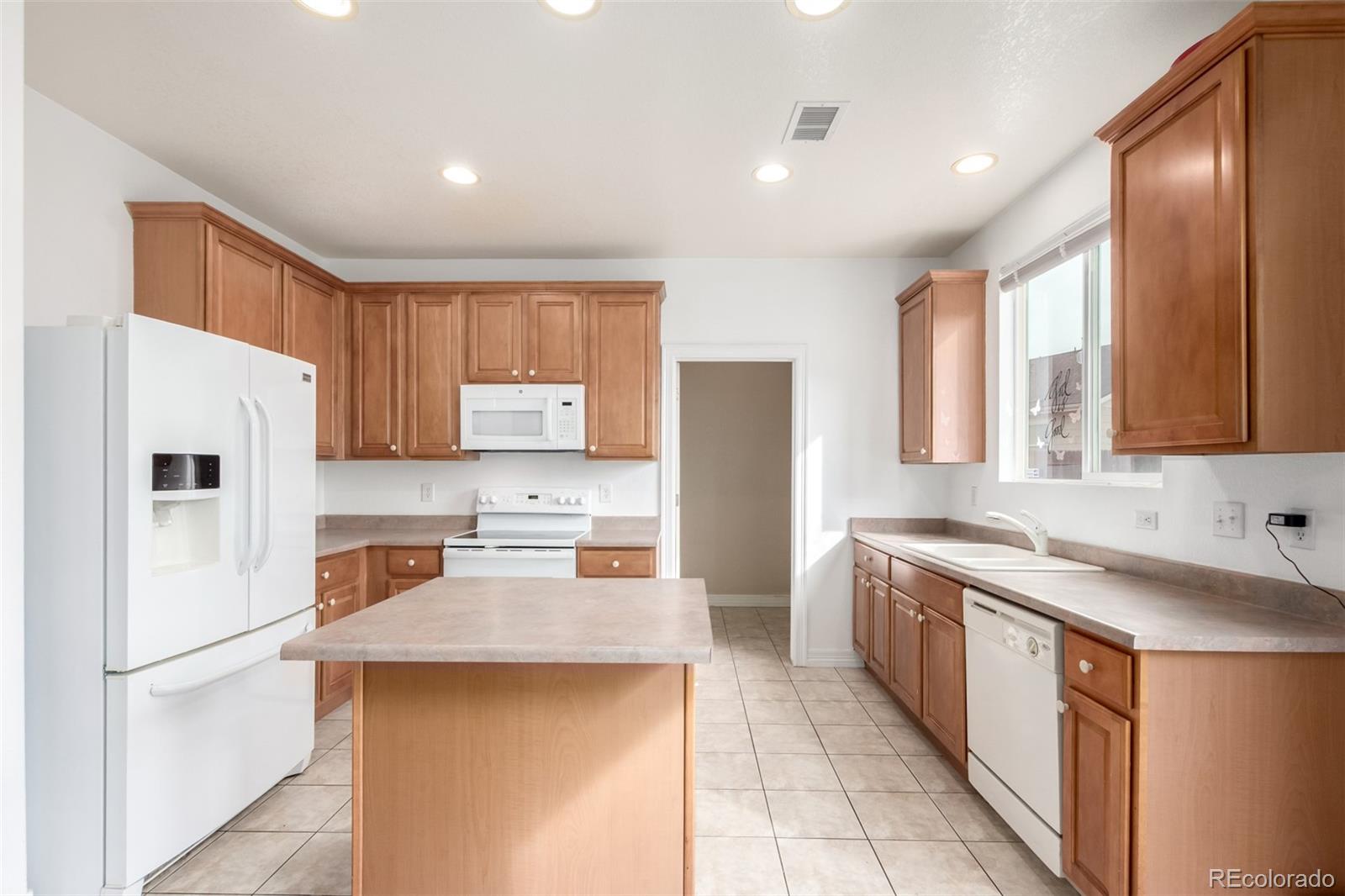 MLS Image #9 for 5558  kalispell street,denver, Colorado