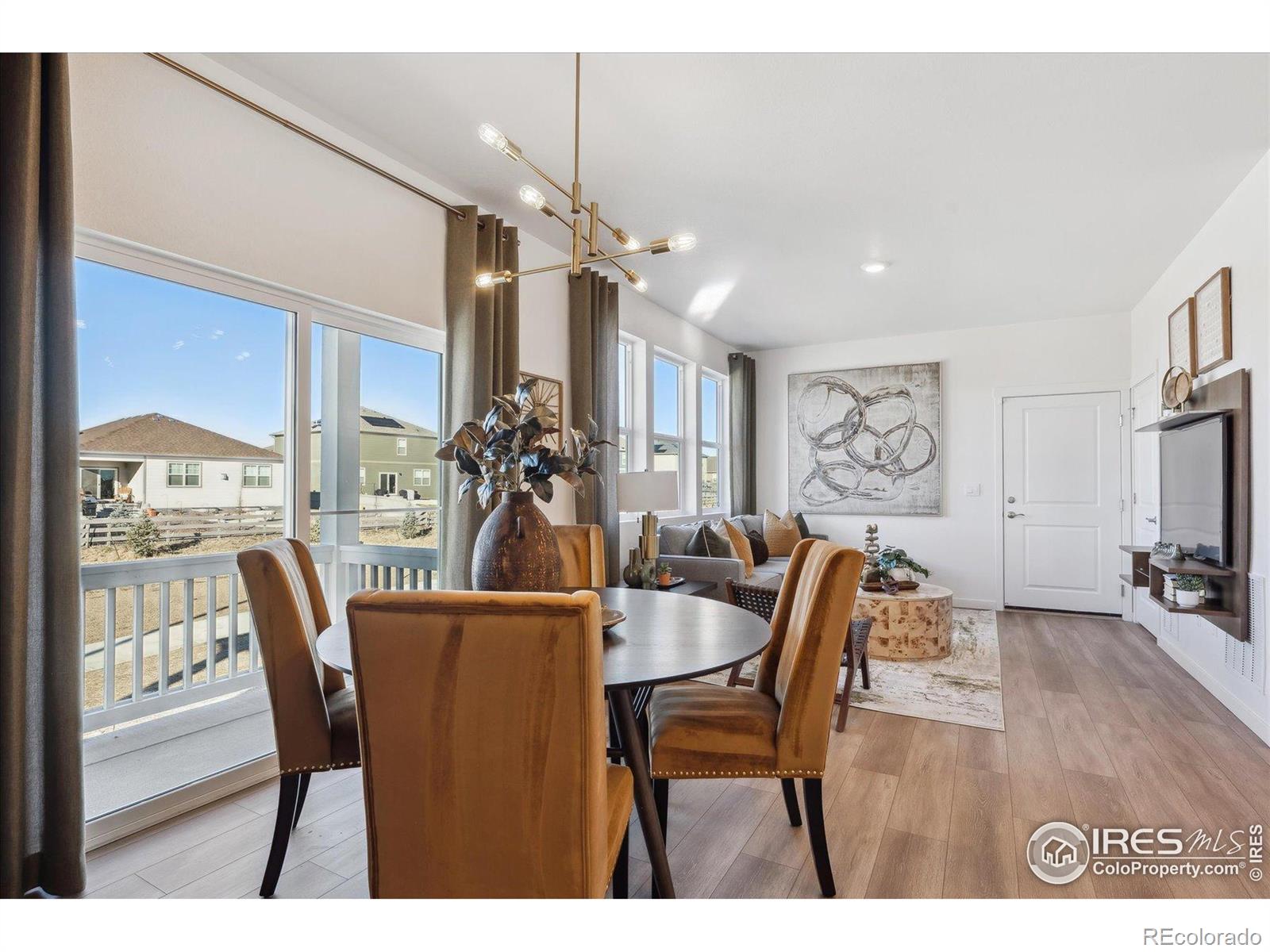 MLS Image #1 for 928  logan peak way,berthoud, Colorado