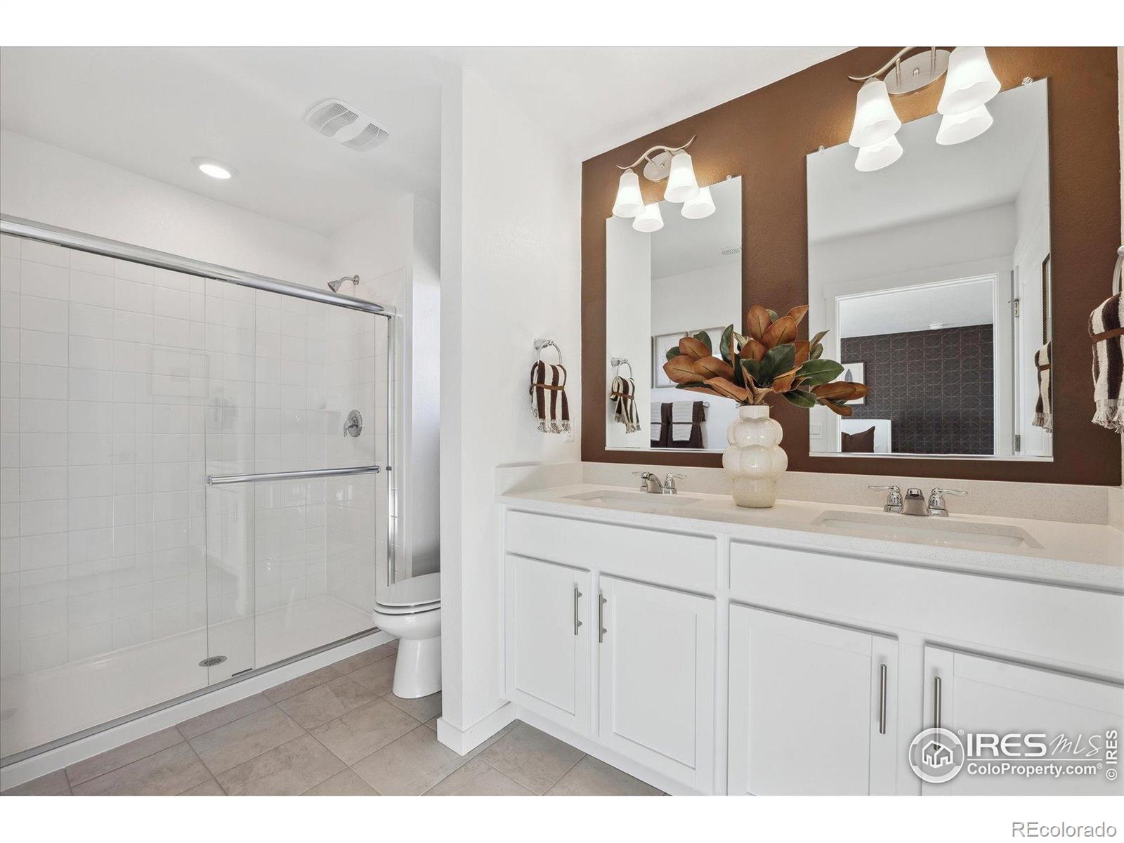 MLS Image #22 for 928  logan peak way,berthoud, Colorado