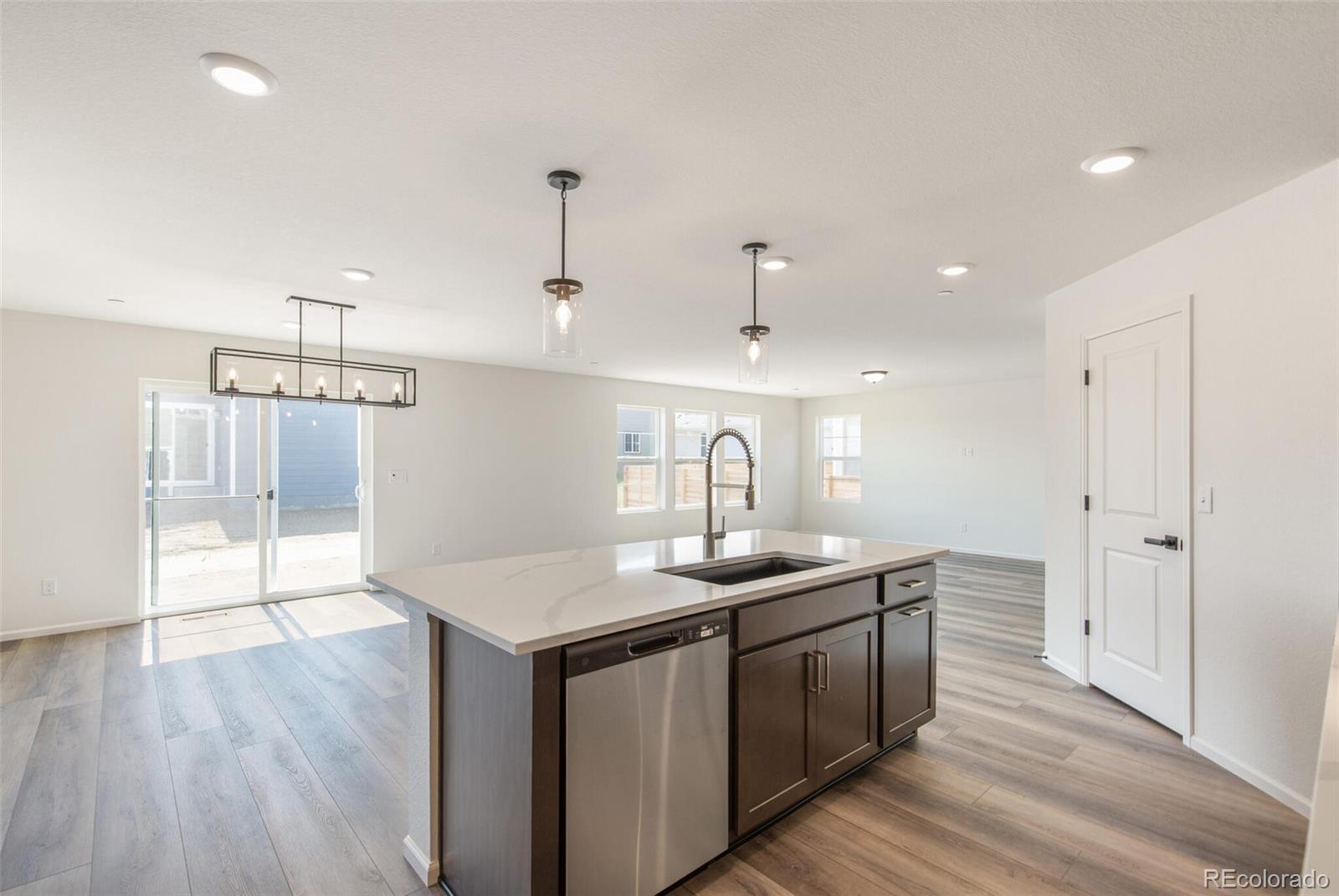 MLS Image #13 for 9394  bahama court,commerce city, Colorado