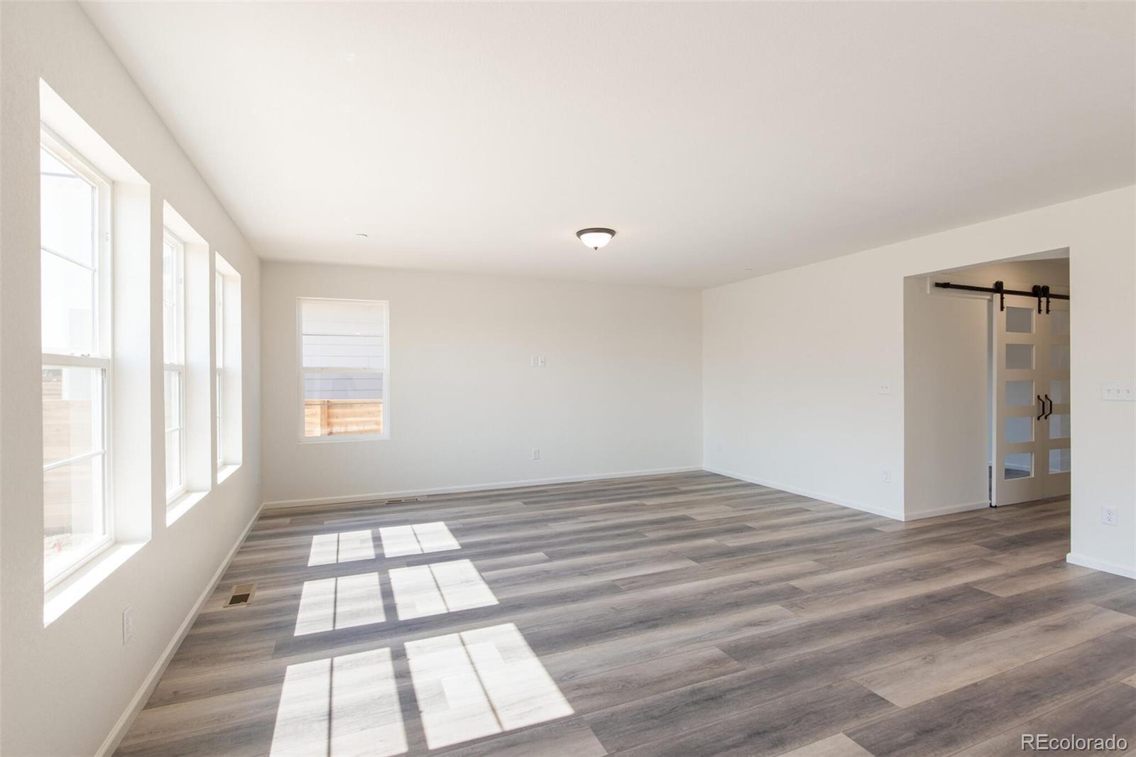 MLS Image #5 for 9394  bahama court,commerce city, Colorado