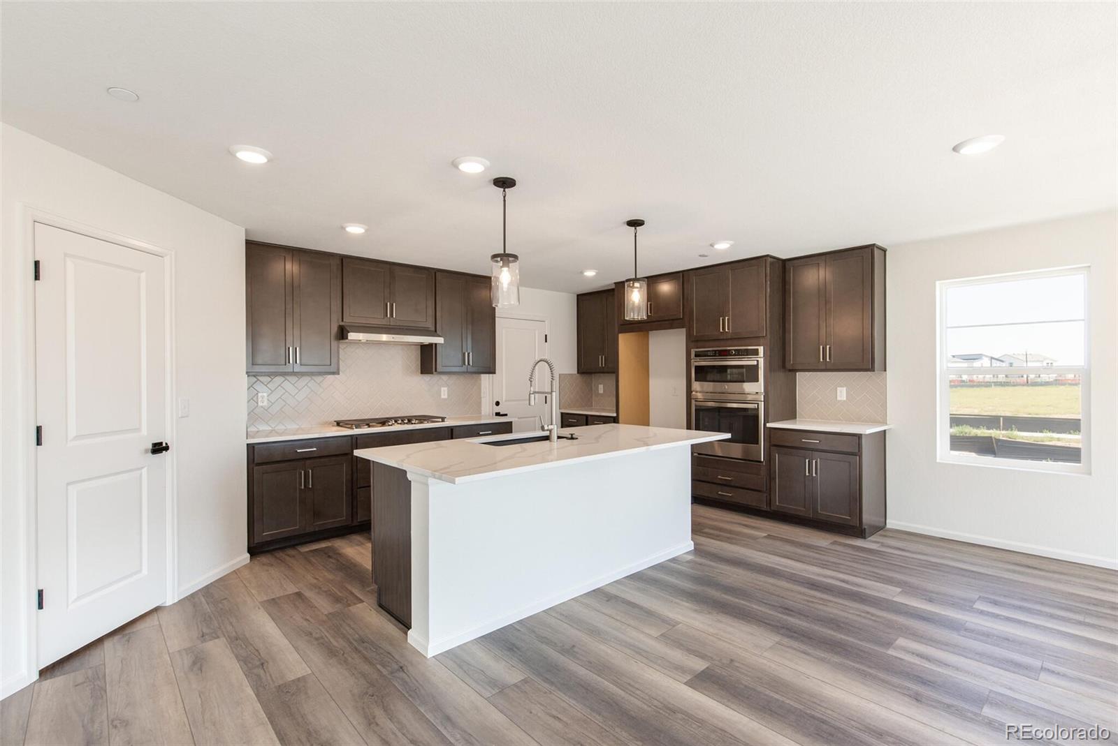 MLS Image #9 for 9394  bahama court,commerce city, Colorado