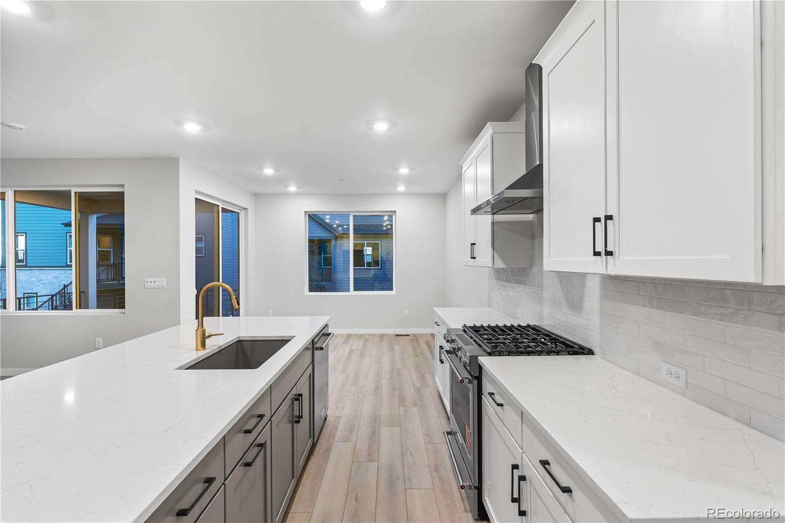 MLS Image #13 for 12051  amplify circle,lone tree, Colorado