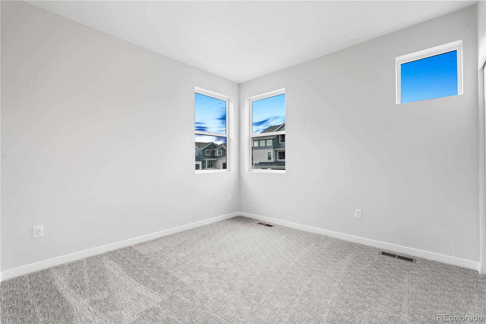 MLS Image #28 for 12051  amplify circle,lone tree, Colorado