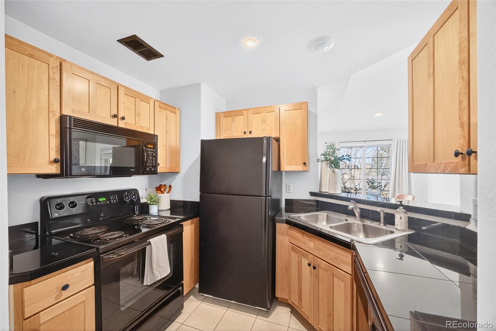 MLS Image #17 for 8737 e dry creek road 1725,englewood, Colorado