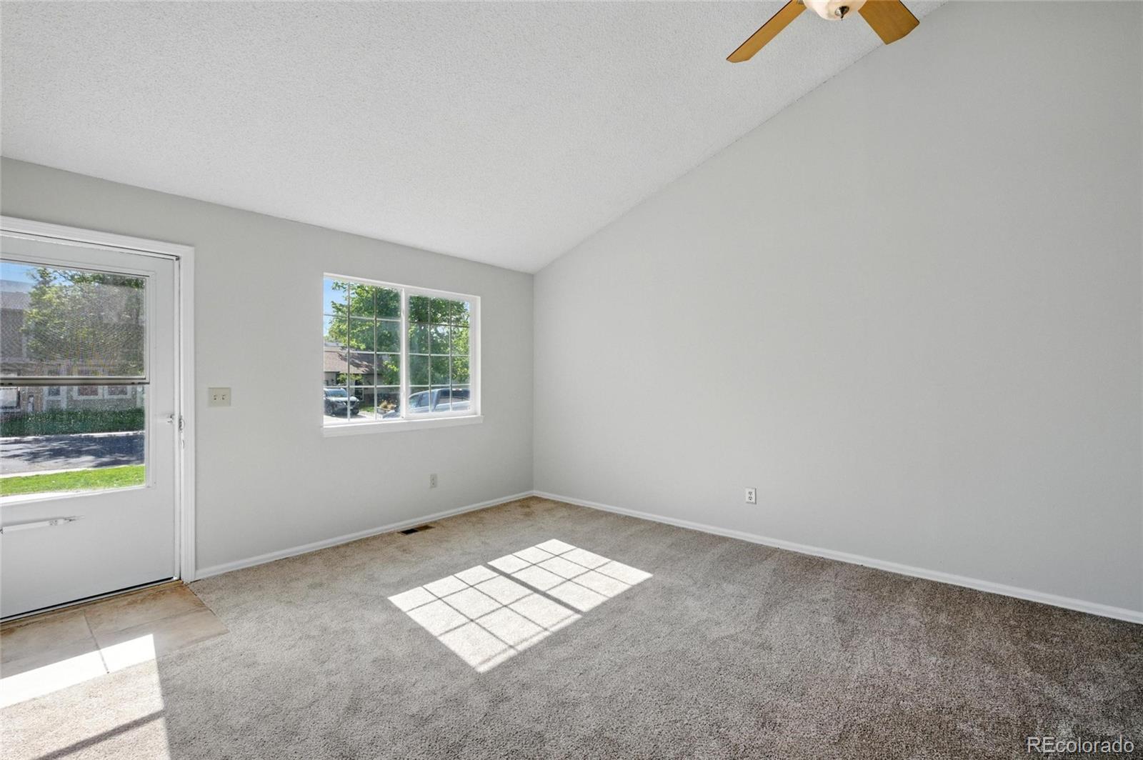 MLS Image #4 for 17593 e temple drive,aurora, Colorado