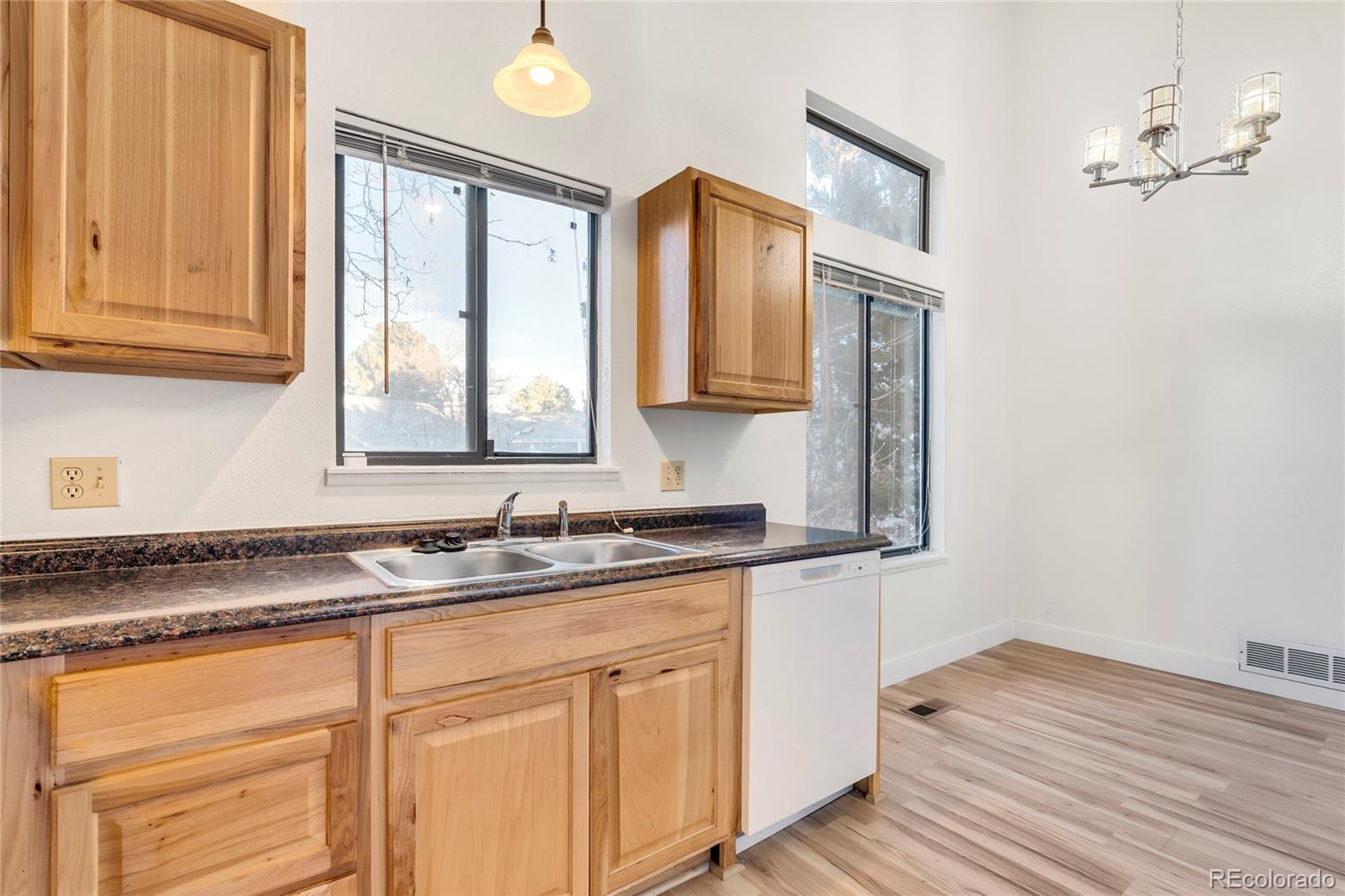 MLS Image #12 for 3840 s genoa court,aurora, Colorado
