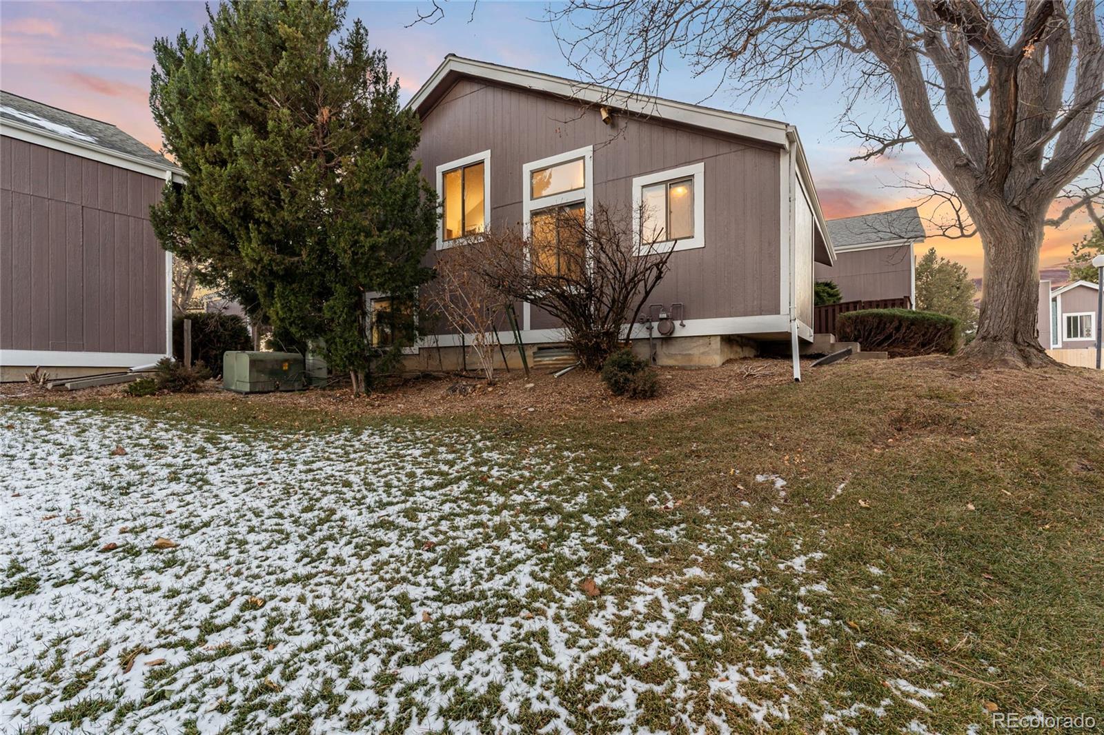 MLS Image #2 for 3840 s genoa court,aurora, Colorado