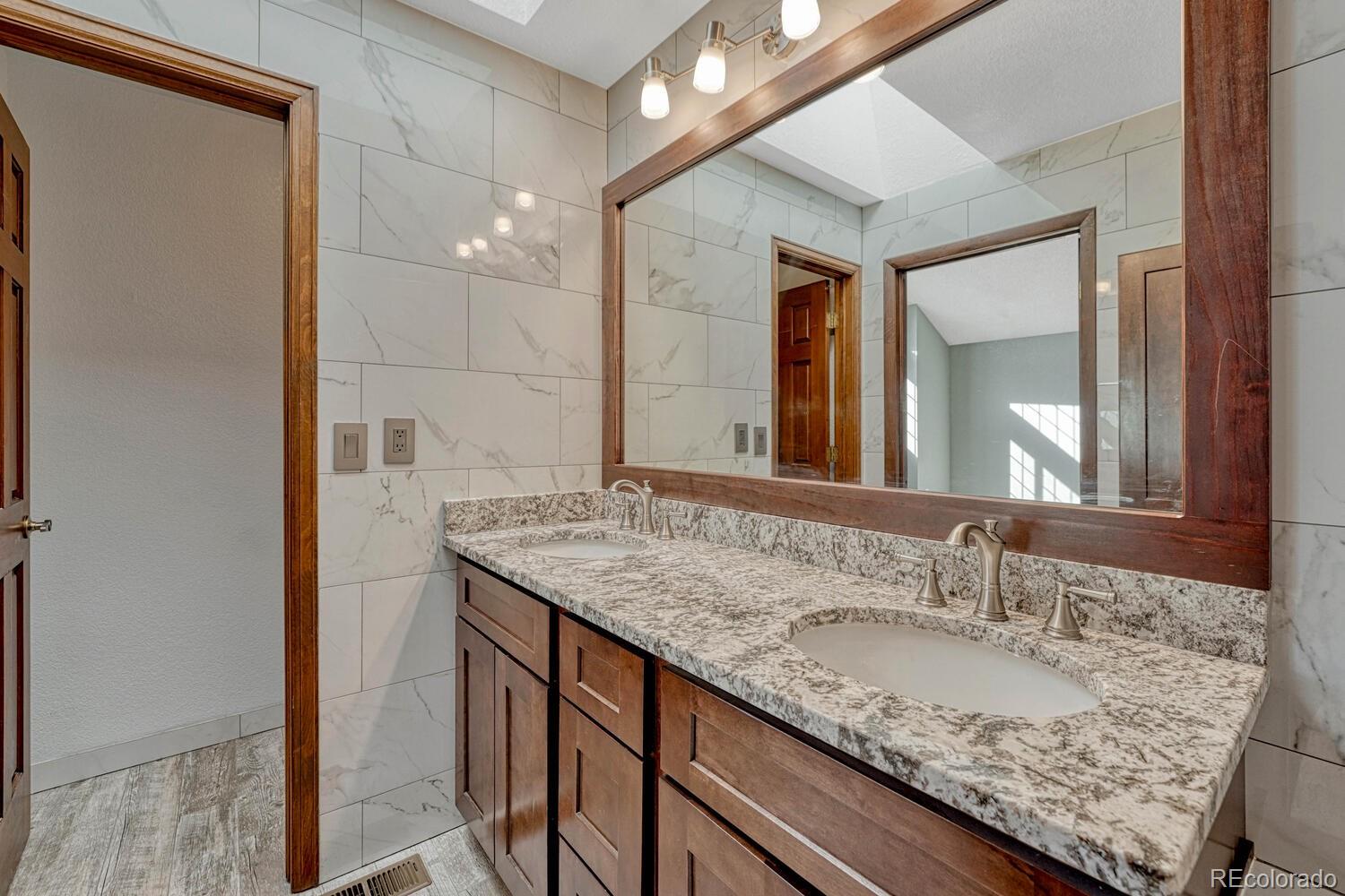 MLS Image #19 for 4211 s andes street,aurora, Colorado