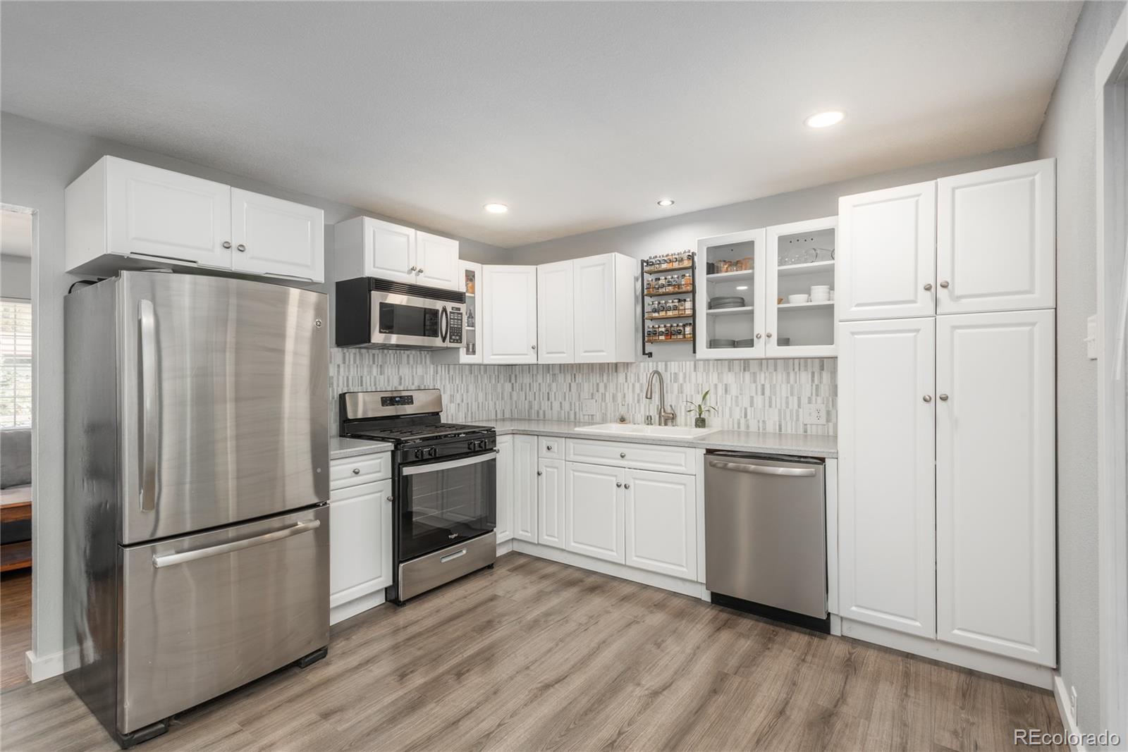 MLS Image #13 for 1501  liberty court,longmont, Colorado
