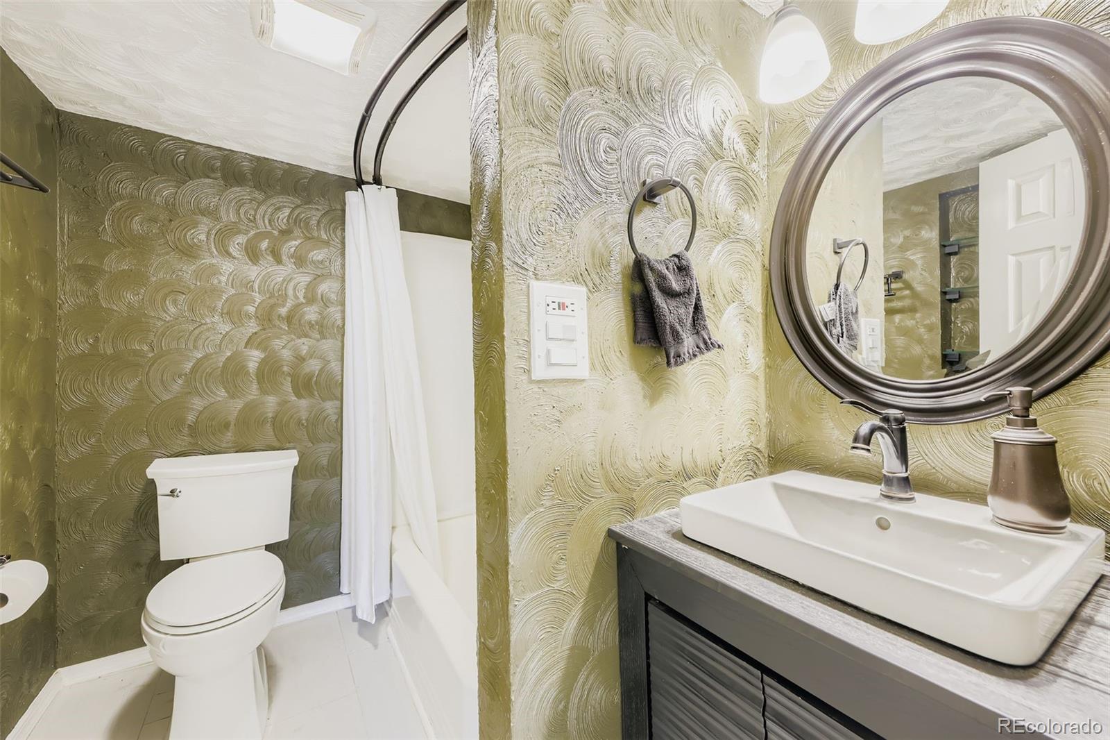 MLS Image #12 for 7303 w 59th avenue,arvada, Colorado