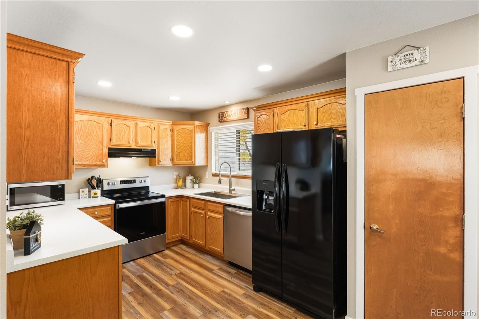 MLS Image #13 for 1018  lutheran way ,colorado springs, Colorado
