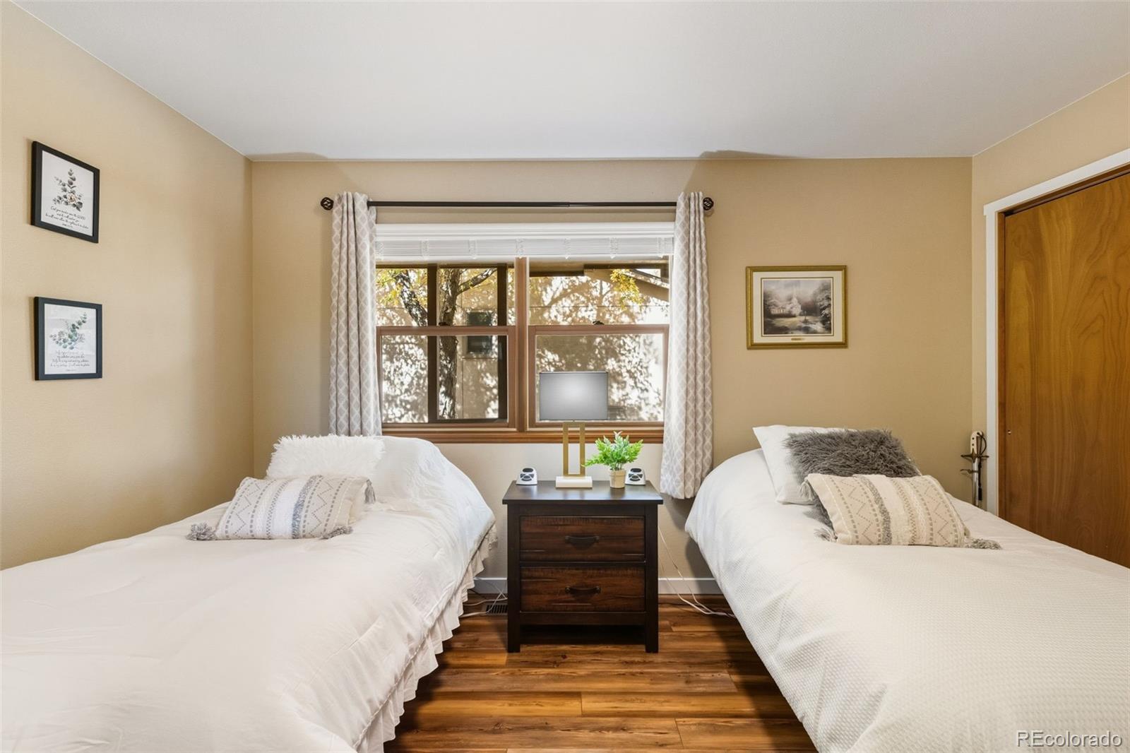 MLS Image #18 for 1018  lutheran way ,colorado springs, Colorado