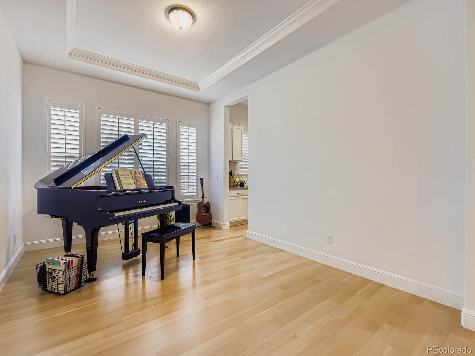 MLS Image #14 for 27460 e lakeview drive,aurora, Colorado