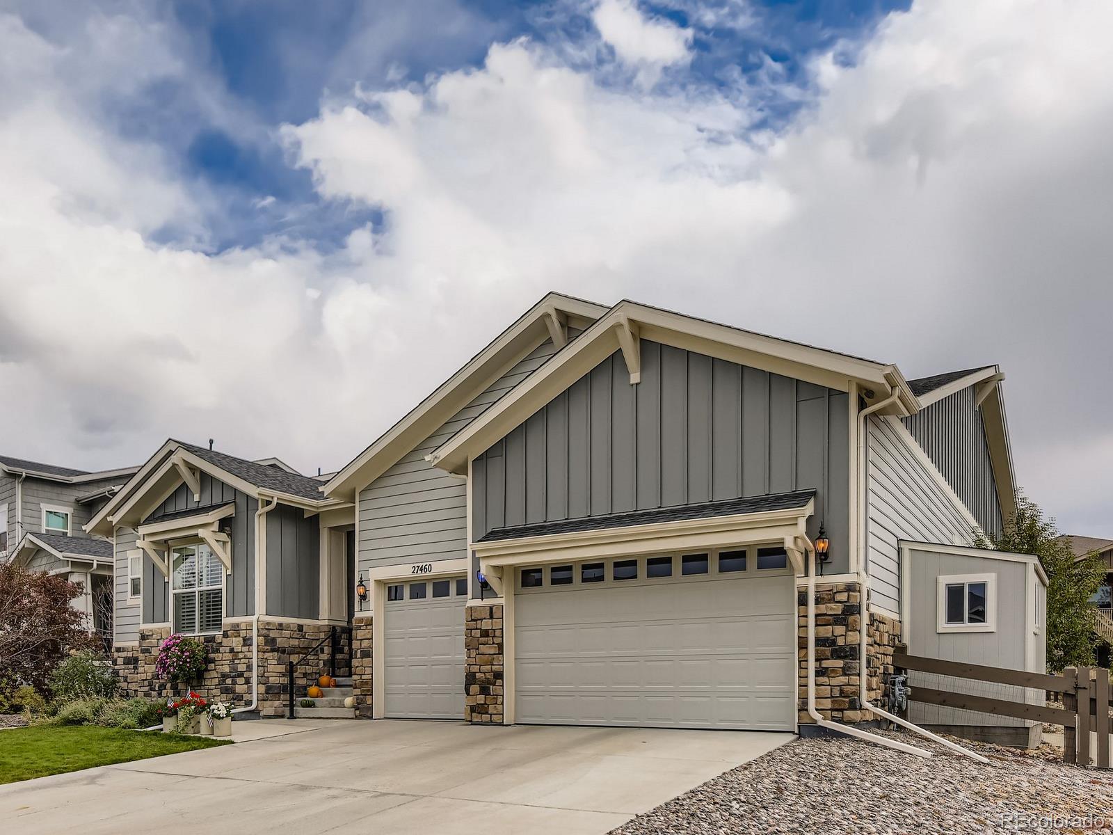 MLS Image #2 for 27460 e lakeview drive,aurora, Colorado