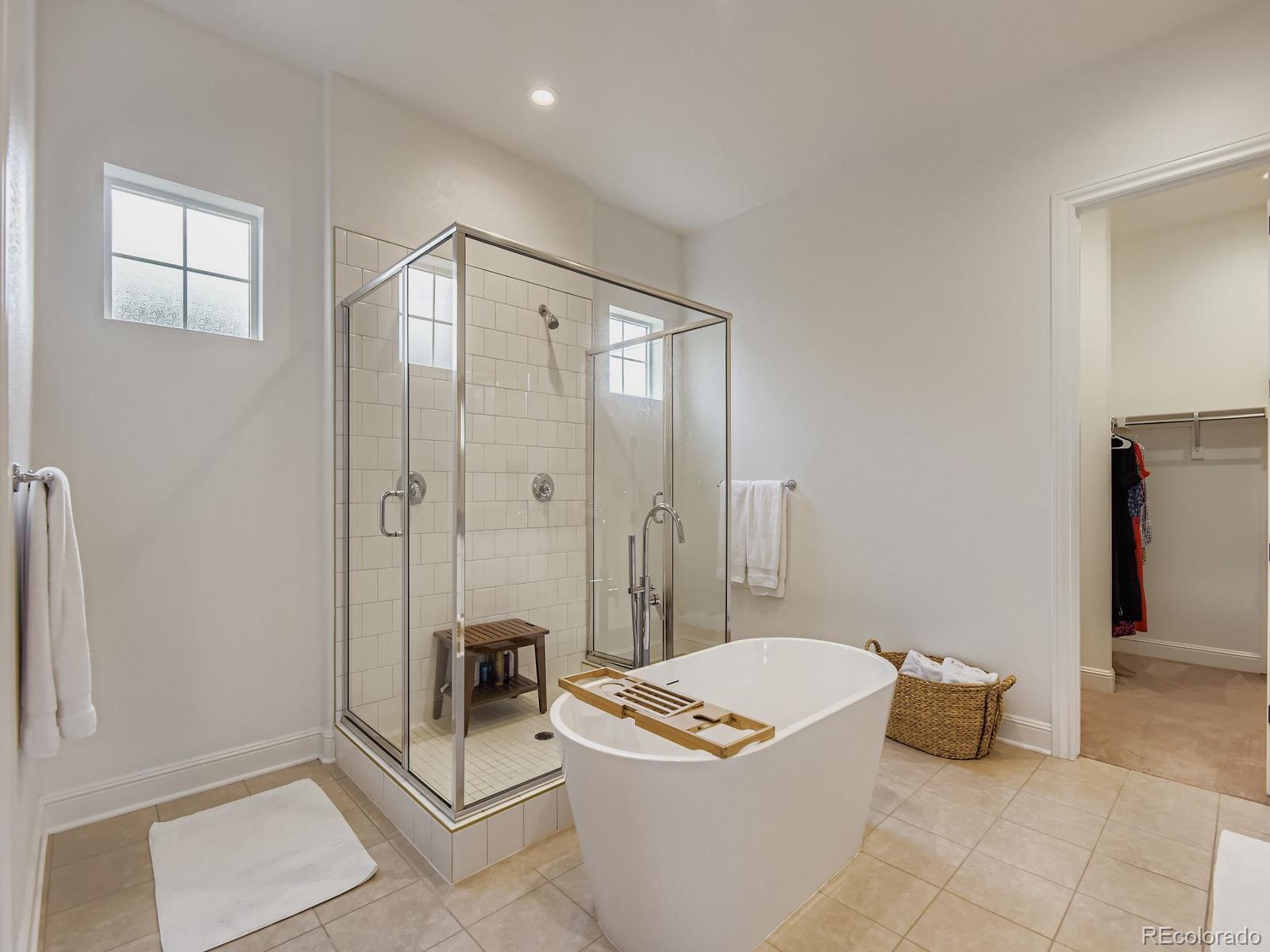 MLS Image #20 for 27460 e lakeview drive,aurora, Colorado