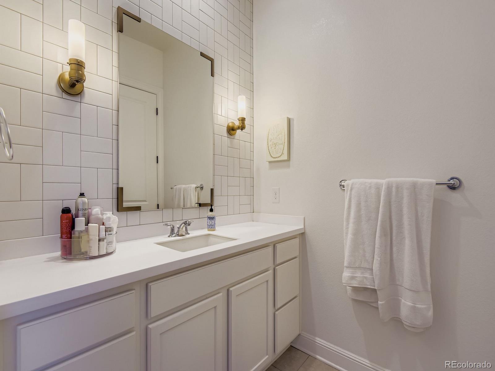 MLS Image #24 for 27460 e lakeview drive,aurora, Colorado