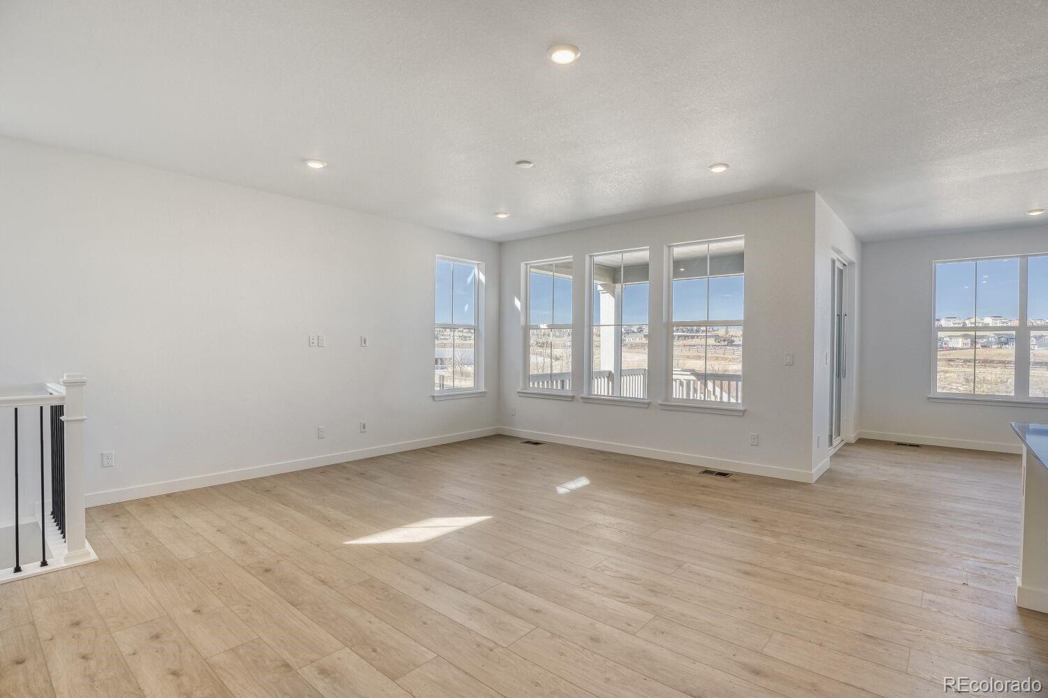 MLS Image #5 for 10873  tundra top drive,parker, Colorado