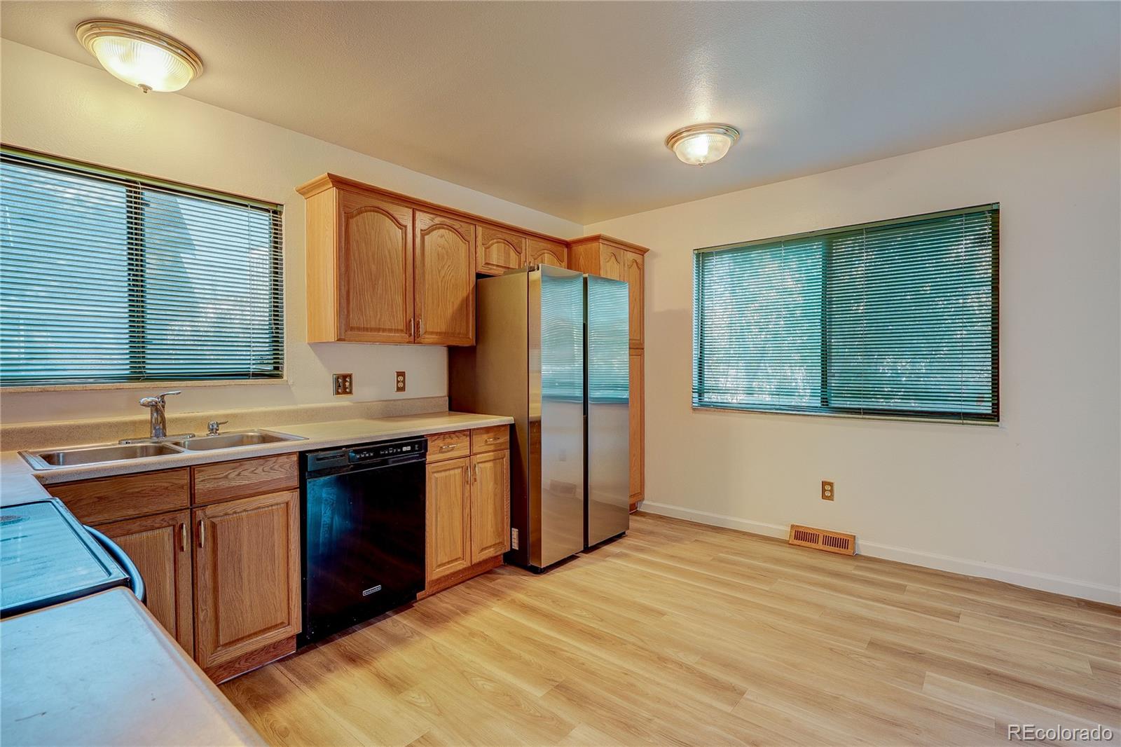 MLS Image #10 for 3535 s corona street,englewood, Colorado