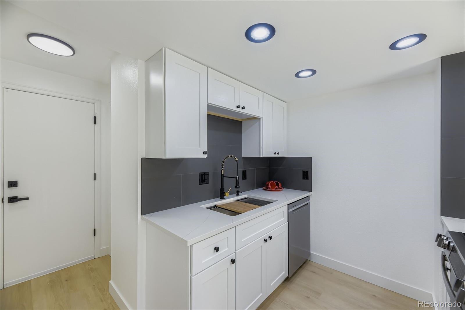 MLS Image #3 for 2786 s kenton court ,aurora, Colorado