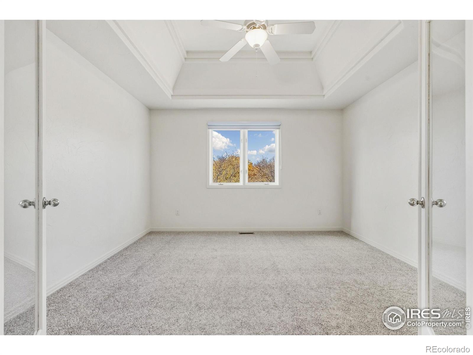MLS Image #16 for 5360  lighthouse point court,loveland, Colorado