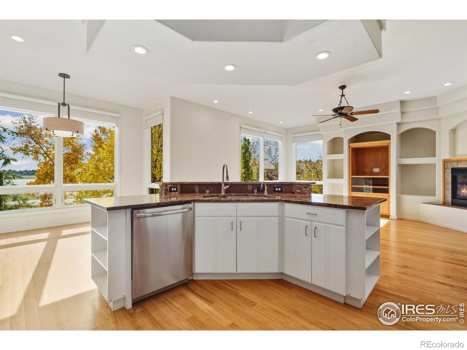 MLS Image #7 for 5360  lighthouse point court,loveland, Colorado