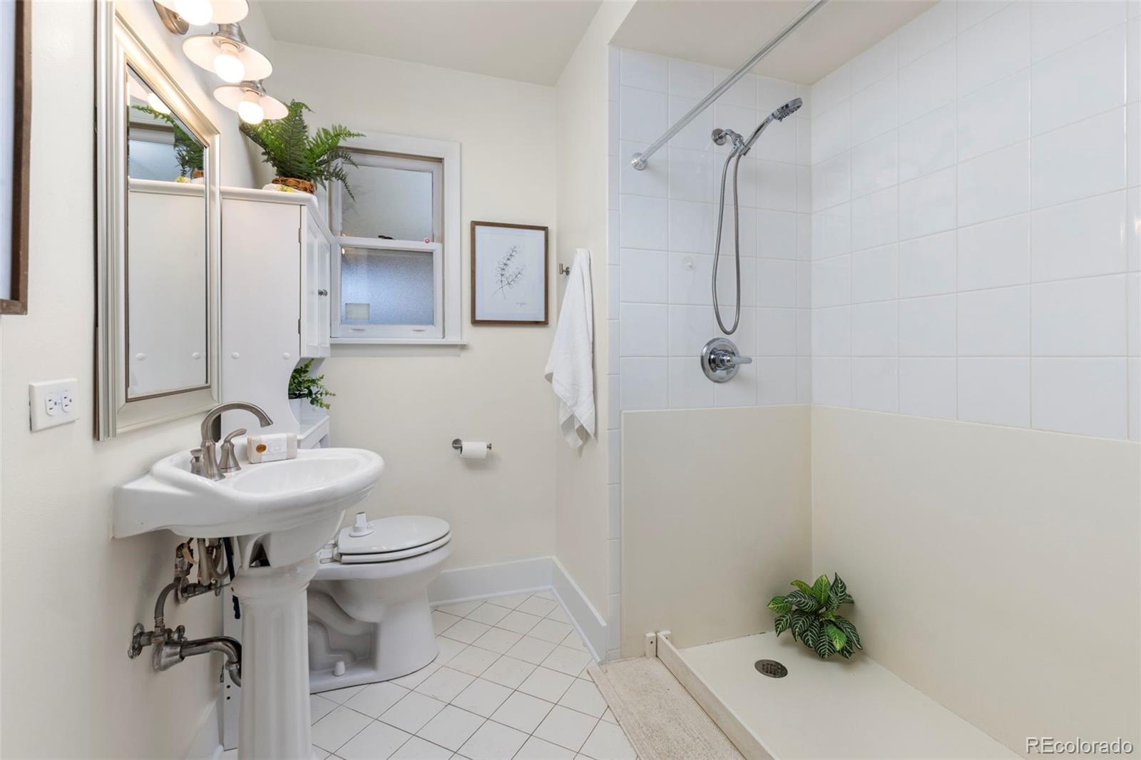 MLS Image #19 for 3173 s gaylord street,englewood, Colorado