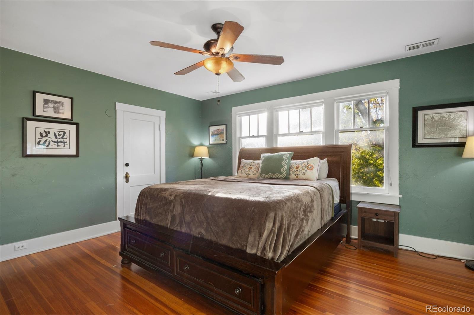 MLS Image #16 for 800  steele street,denver, Colorado