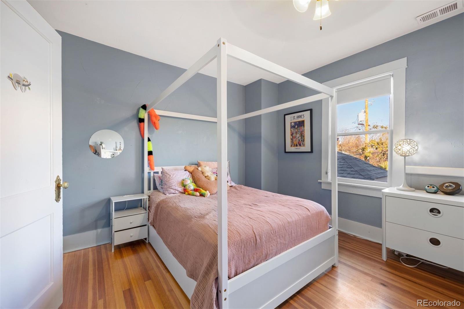 MLS Image #19 for 800  steele street,denver, Colorado