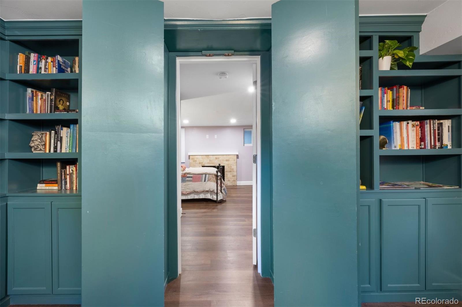 MLS Image #24 for 800  steele street,denver, Colorado