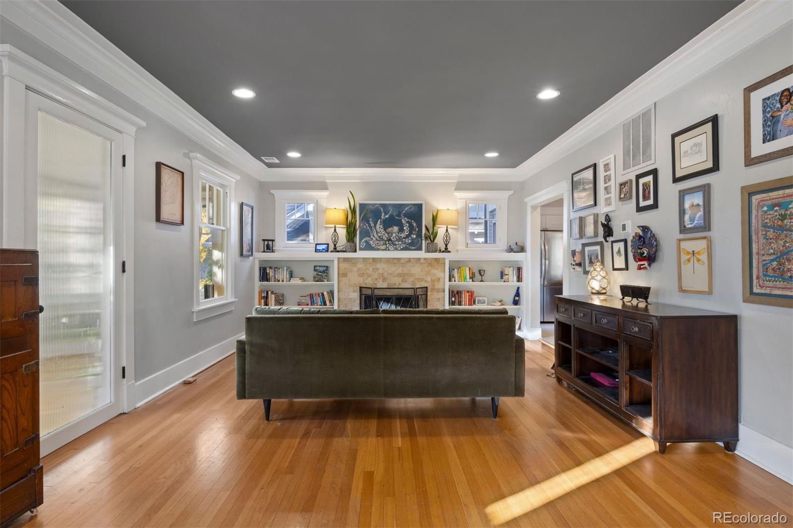 MLS Image #3 for 800  steele street,denver, Colorado