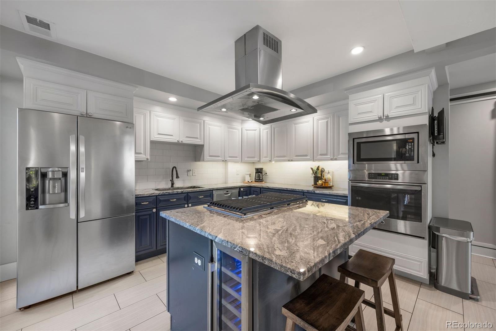 MLS Image #8 for 800  steele street,denver, Colorado