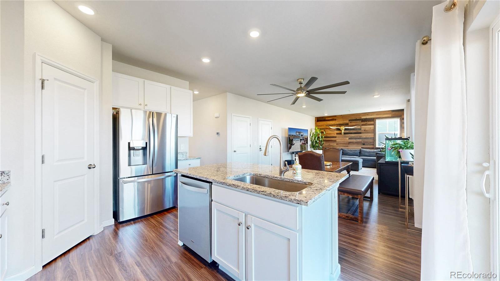 MLS Image #10 for 26709 e 1st place,aurora, Colorado