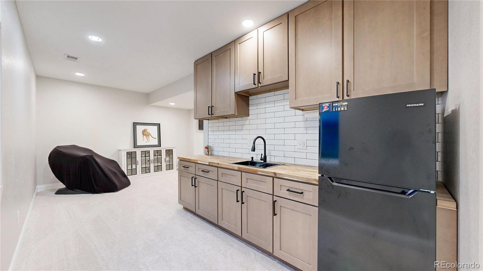 MLS Image #28 for 26709 e 1st place,aurora, Colorado