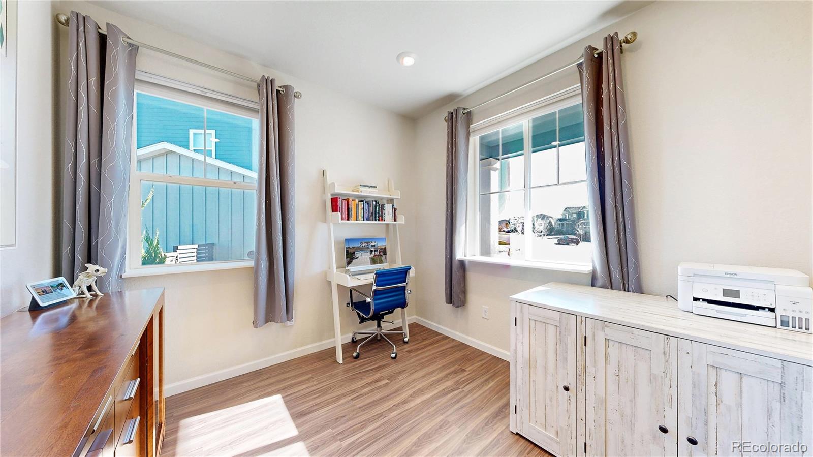 MLS Image #4 for 26709 e 1st place,aurora, Colorado