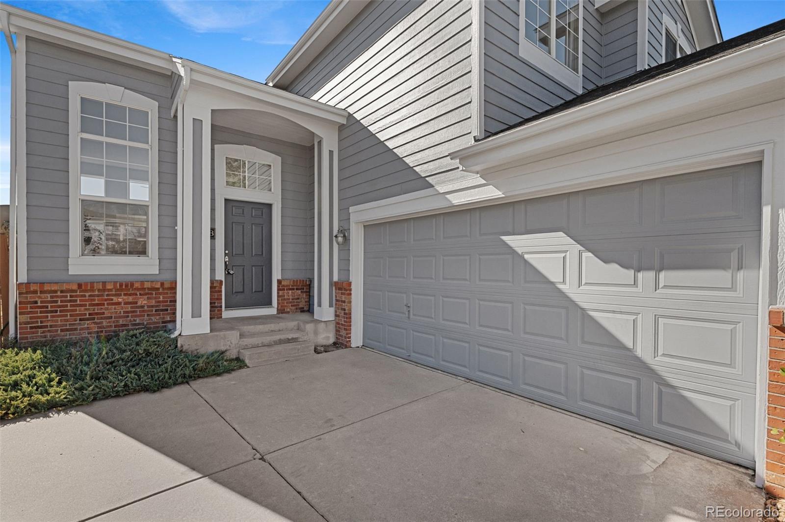 MLS Image #2 for 21948 e princeton drive,aurora, Colorado
