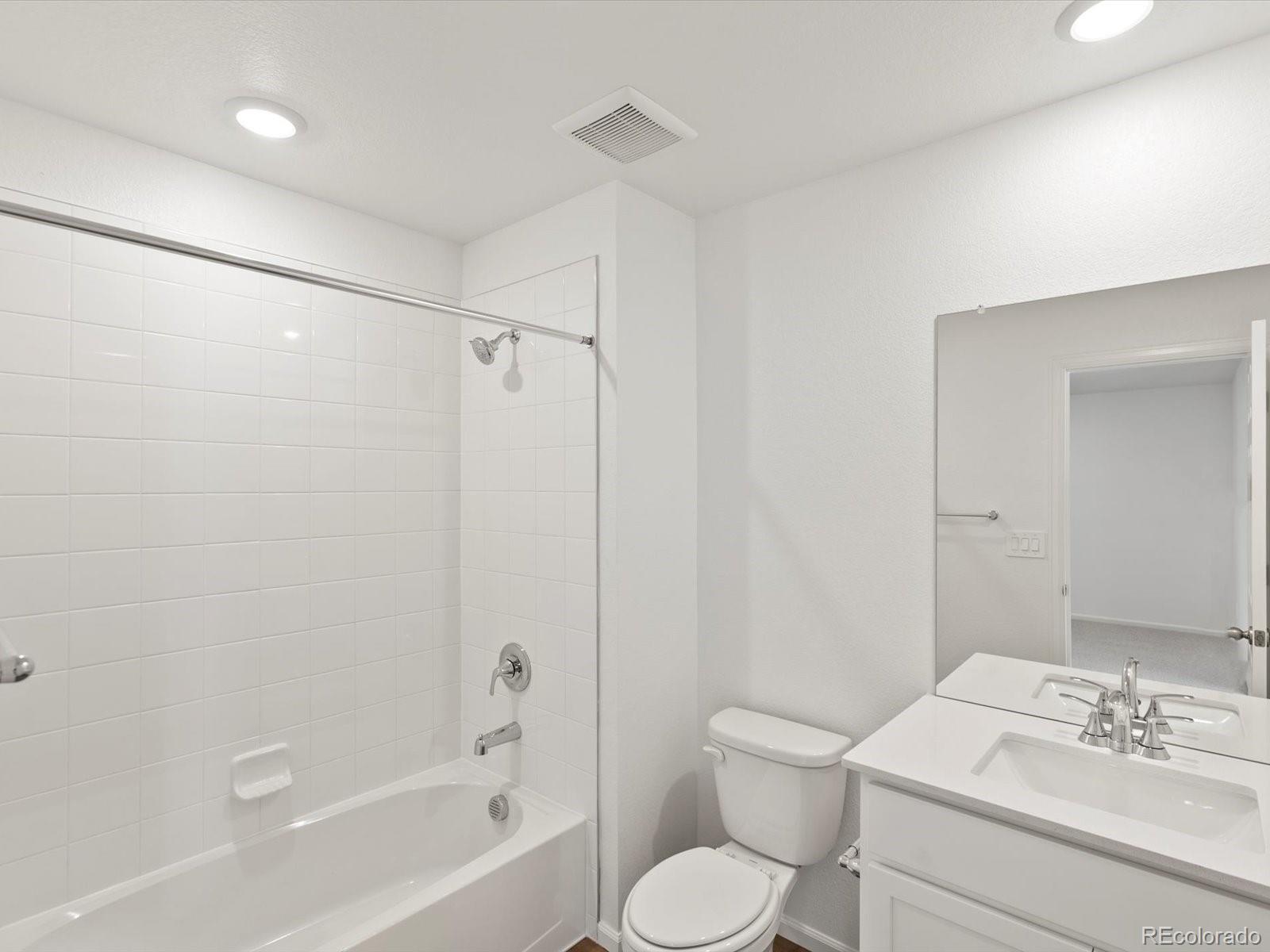 MLS Image #15 for 6535 n nepal street,aurora, Colorado