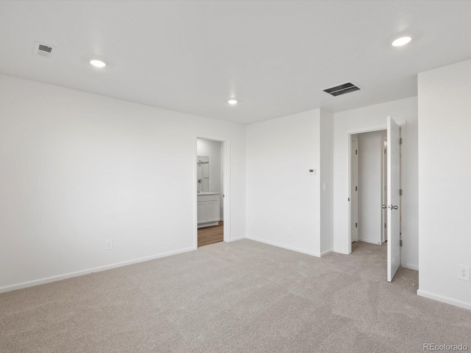 MLS Image #18 for 6535 n nepal street,aurora, Colorado