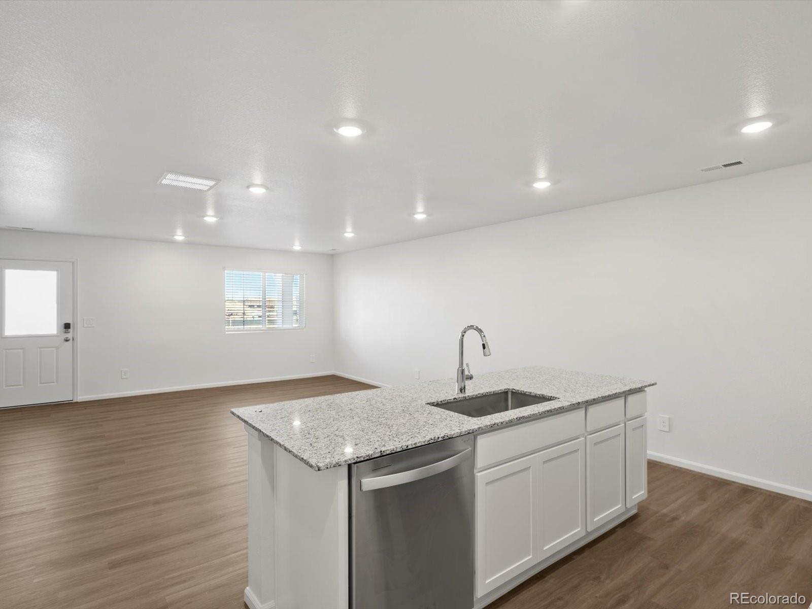 MLS Image #6 for 6535 n nepal street,aurora, Colorado