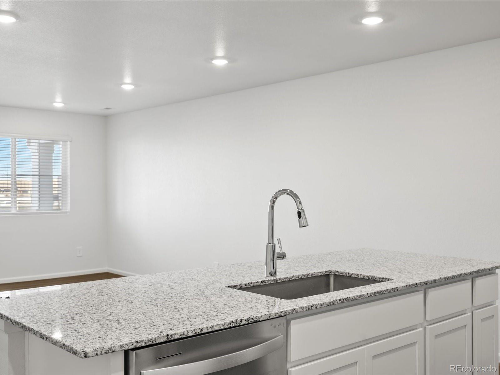 MLS Image #7 for 6535 n nepal street,aurora, Colorado
