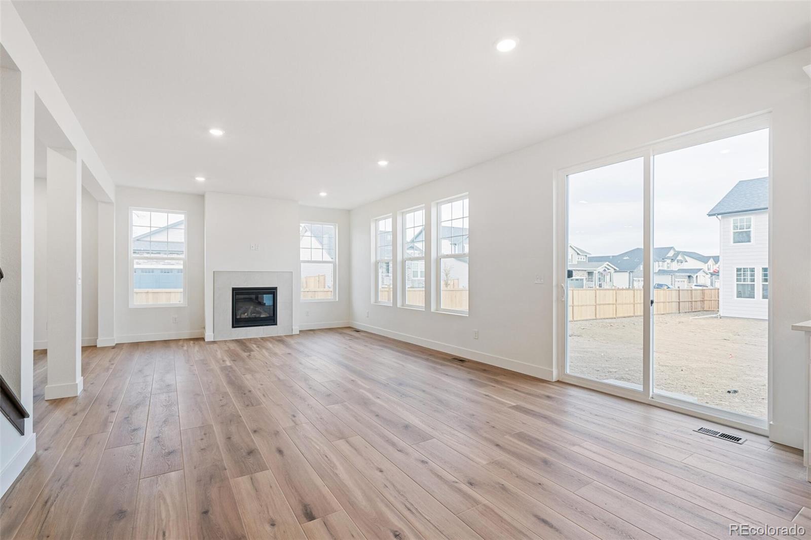 MLS Image #8 for 15496  krameria street,thornton, Colorado
