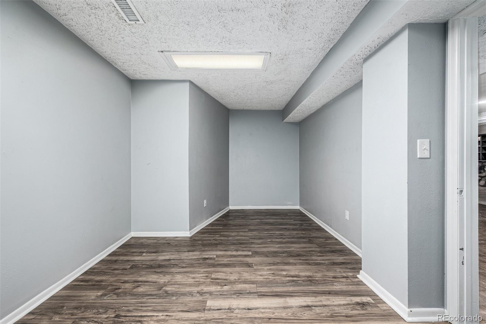 MLS Image #25 for 3807 s andes way,aurora, Colorado