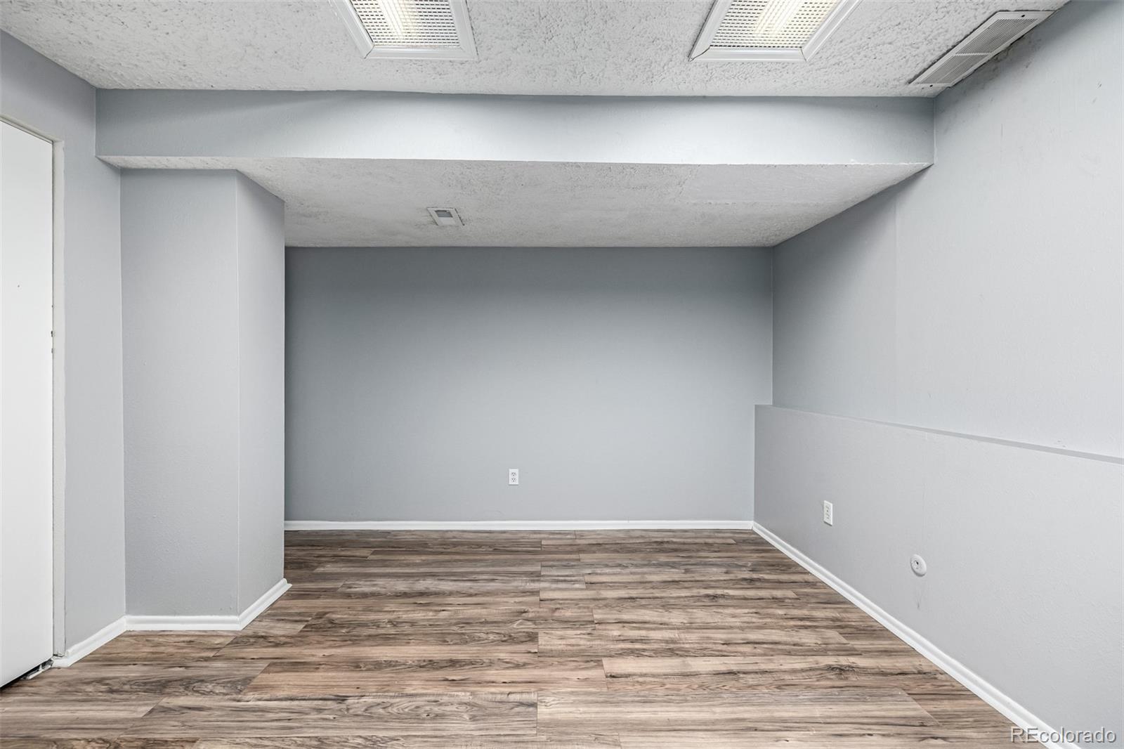 MLS Image #28 for 3807 s andes way,aurora, Colorado