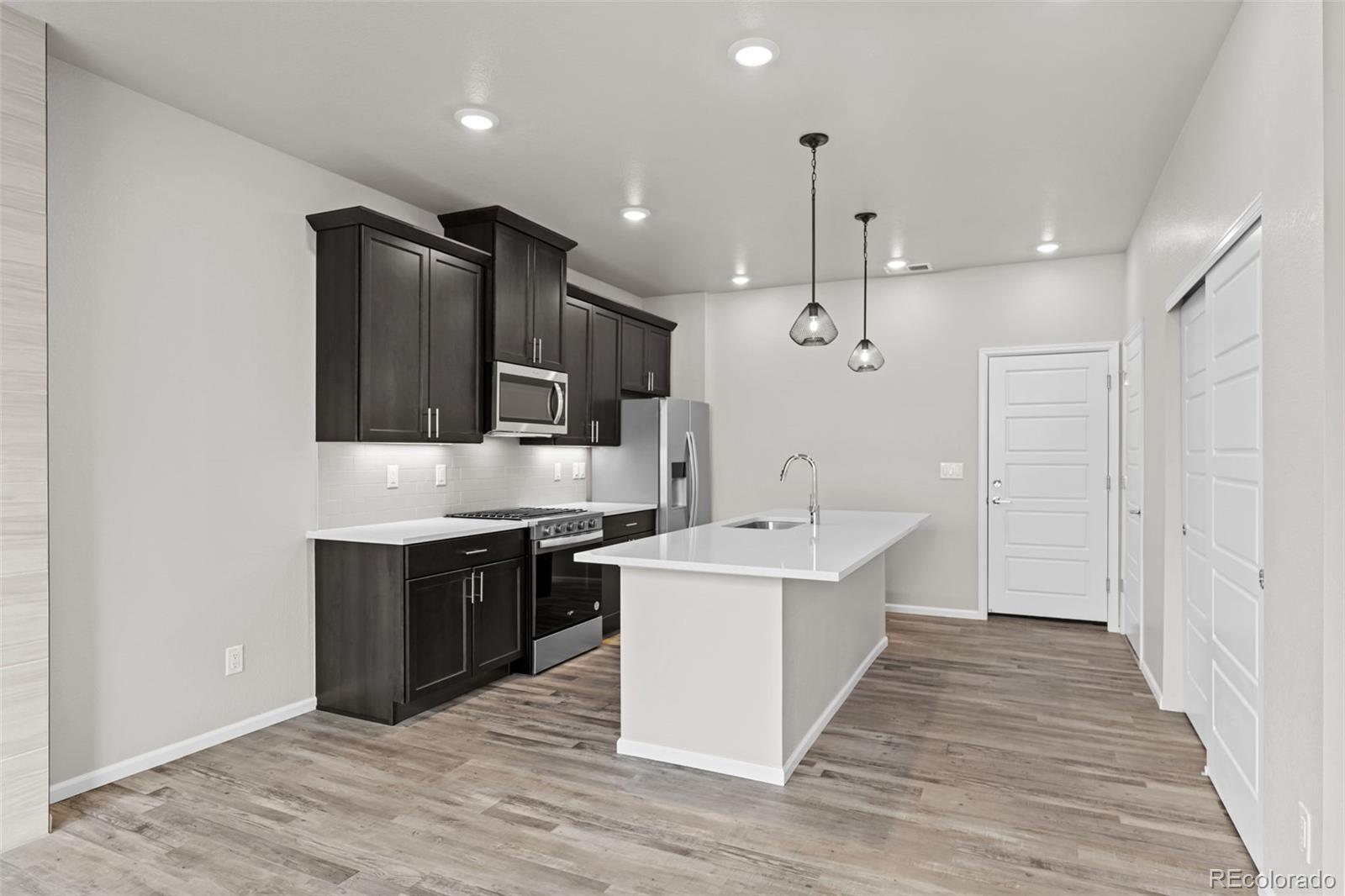 MLS Image #11 for 5890  holland court b,arvada, Colorado
