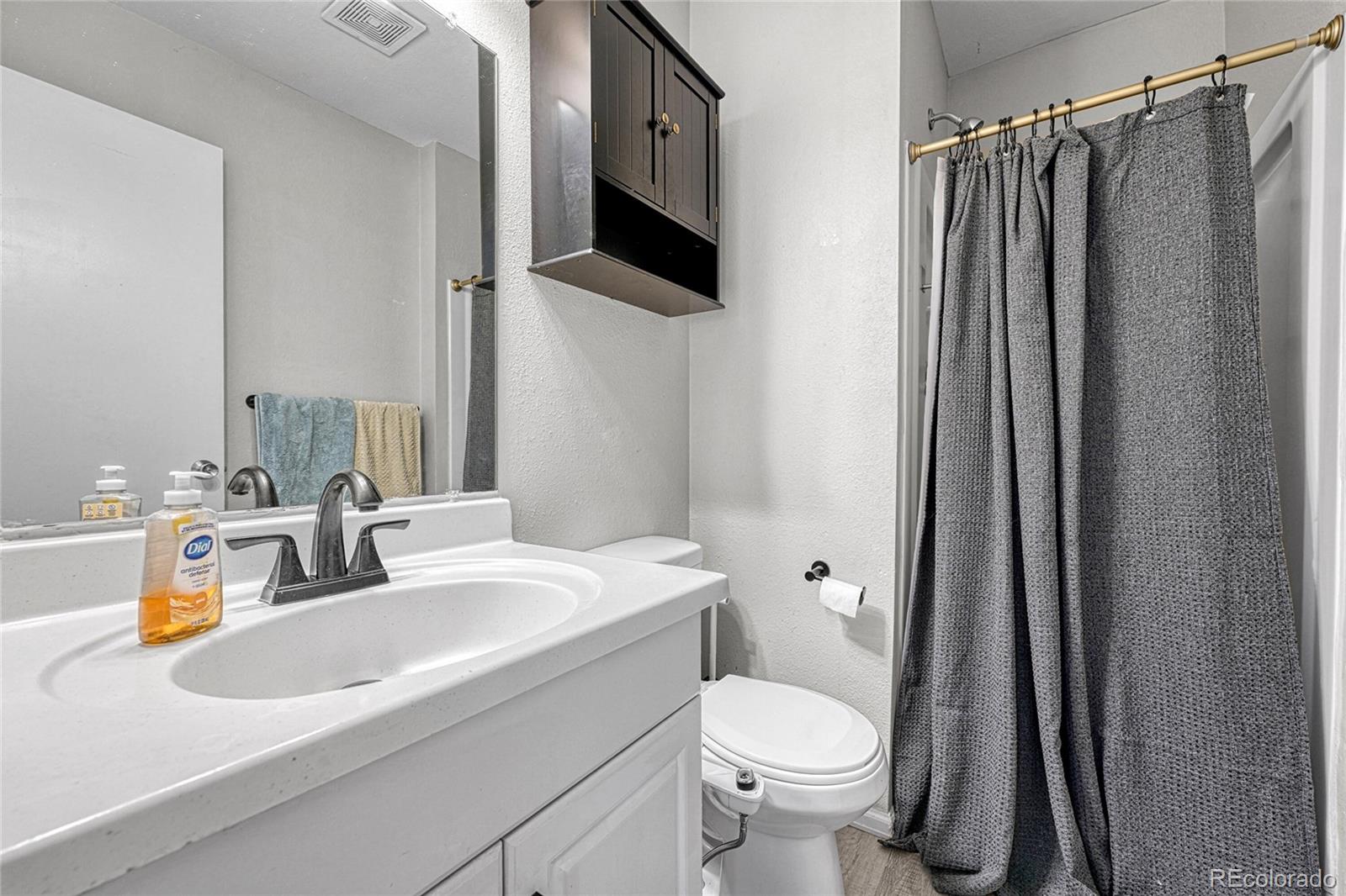 MLS Image #18 for 16038 e oxford drive,aurora, Colorado