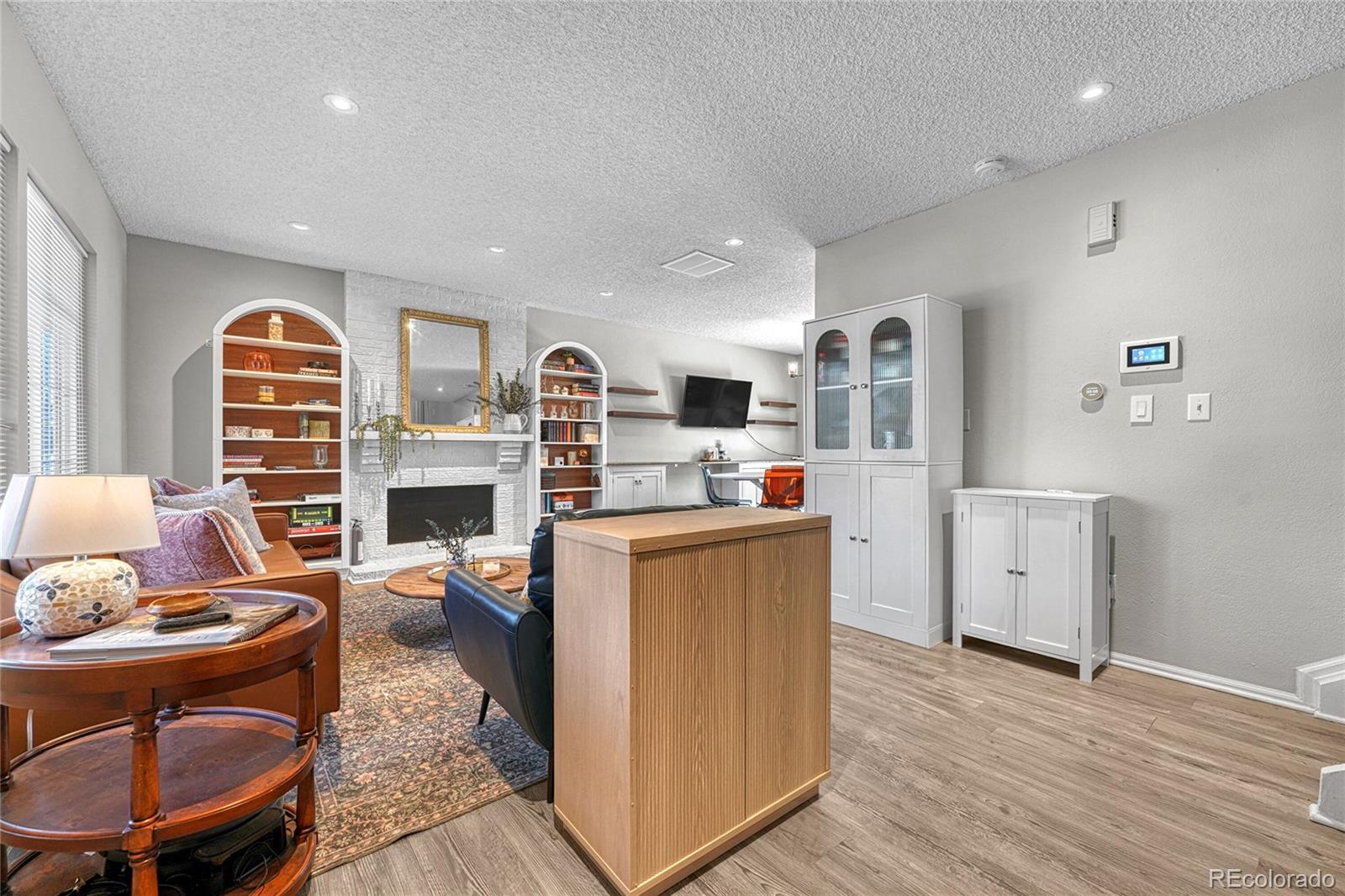 MLS Image #4 for 16038 e oxford drive,aurora, Colorado